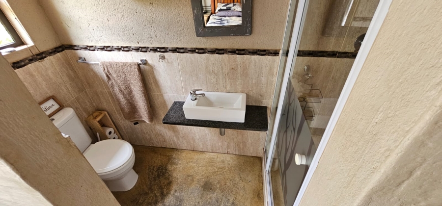 5 Bedroom Property for Sale in Mooinooi North West